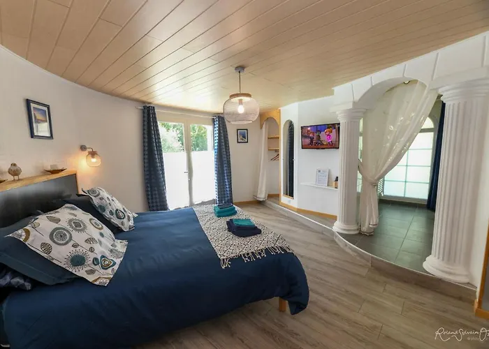 Casa Upupa Montreuil (Pays de la Loire)