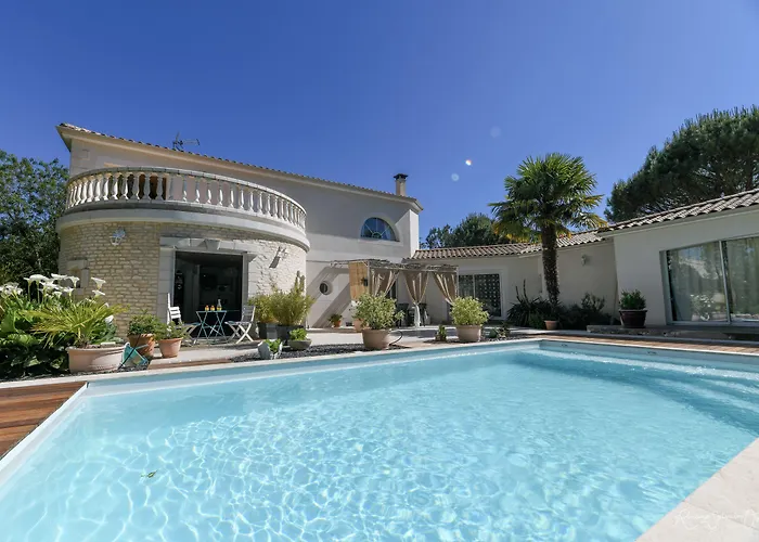 Casa Upupa Couette-café Montreuil (Pays de la Loire)